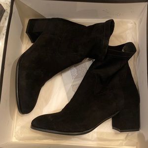 Brand new women’s Lamica stretch suede booties, size EU 38 (US 7.5)